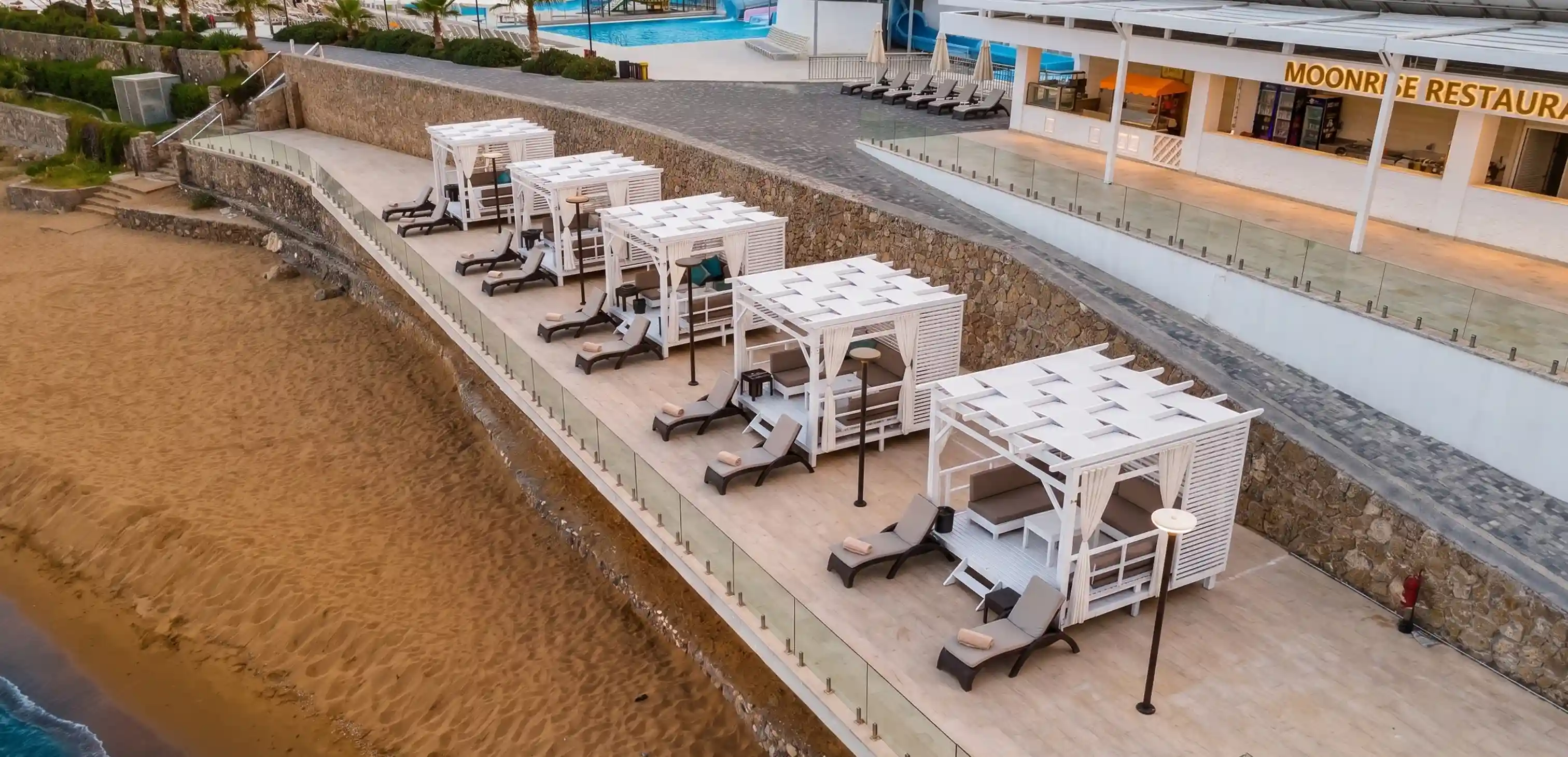 Privates Cabana-Erlebnis — Genießen Sie das Strandprivileg in Ihrer eigenen Ecke