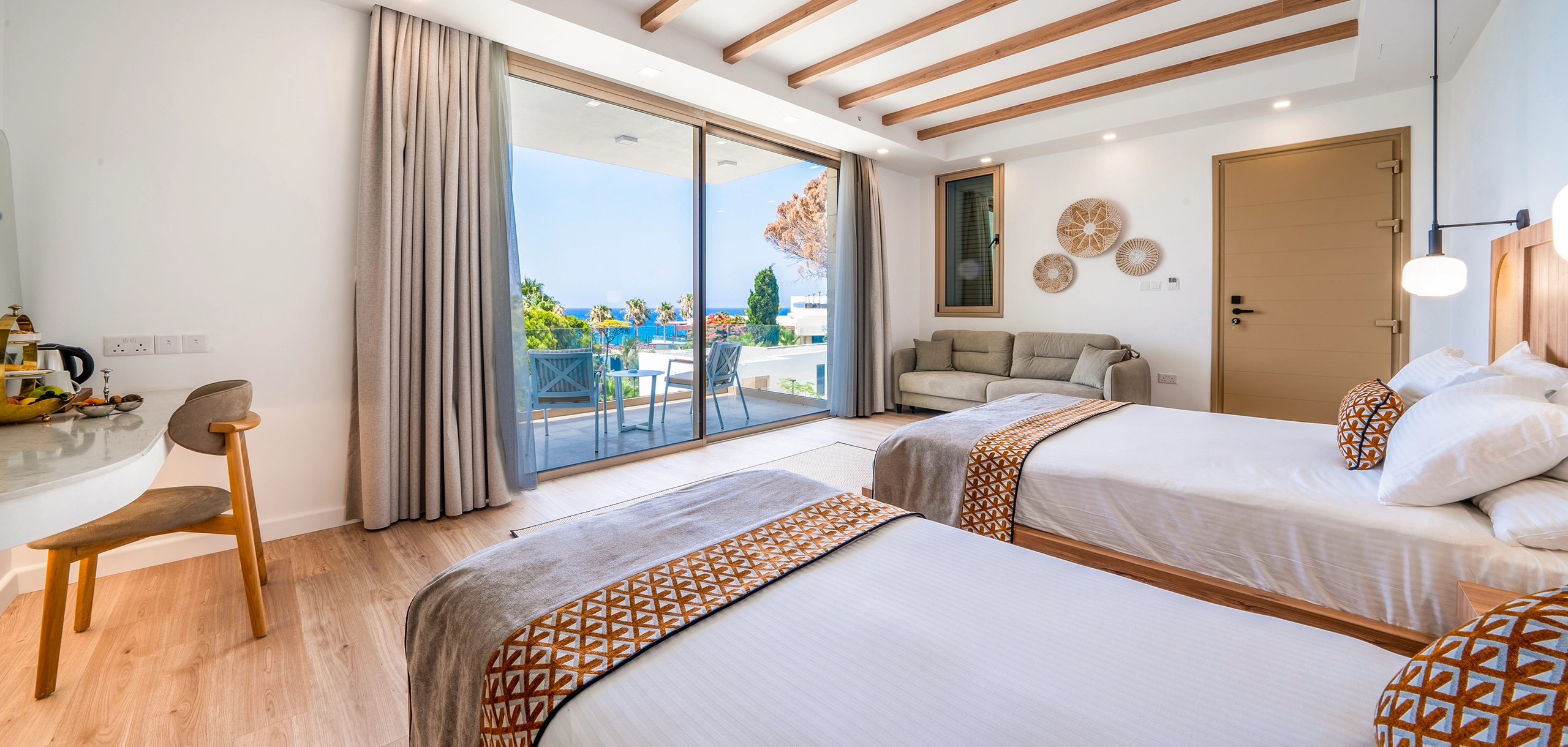 Palm Suite